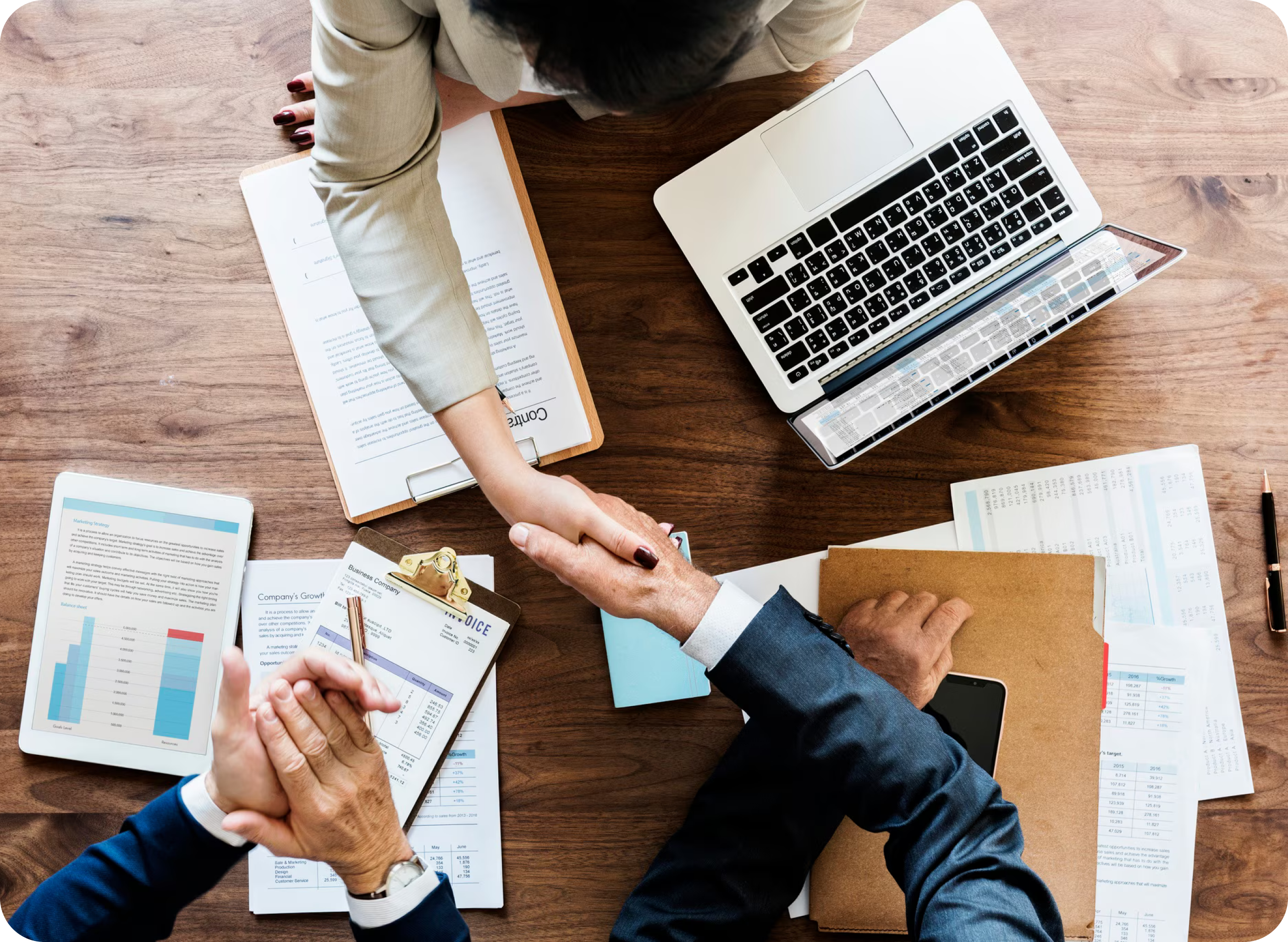 B2B-продажі з чеком від $50 000: як закривати угоди з корпораціями Європи та не потонути в 9-місячному циклі